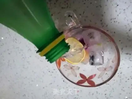 Make Colored fruit ice step 5