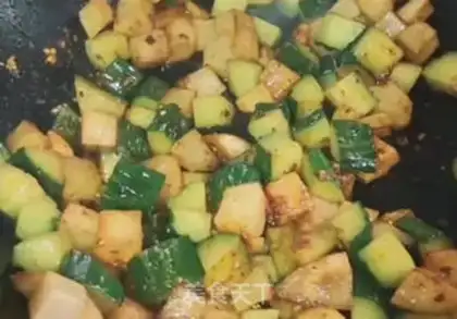 Make Potato cucumber step 4