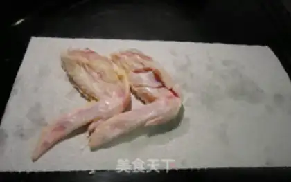 Make Beer with chicken wings step 2