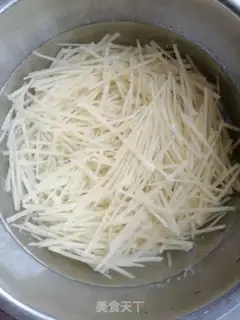 Make Frozen potatoes step 1