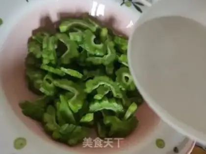 Make A cold, bitter melon step 5