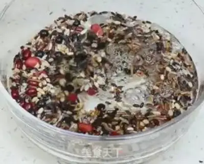 Make Five grains of porridge step 0
