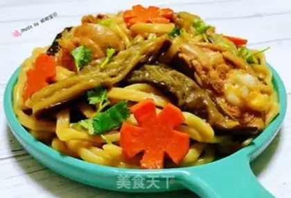 Make Chicken leg eggplant noodles step 12