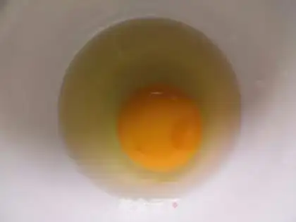 Make Autumn fried eggs step 3