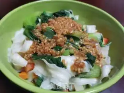 Make Family oil noodles step 8