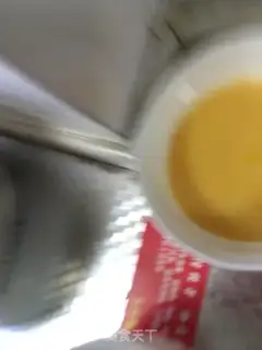 Make Smelt fried eggs step 1