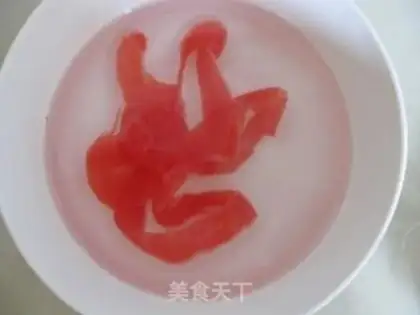 Make A simple plate of tomatoes step 6