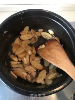 Make Pig-foot ginger step 2