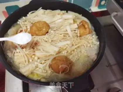 Make A golden mushroom fan step 11