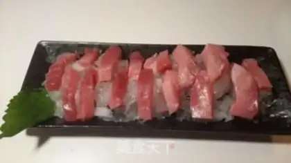 Make Blue flag tuna sushi step 3