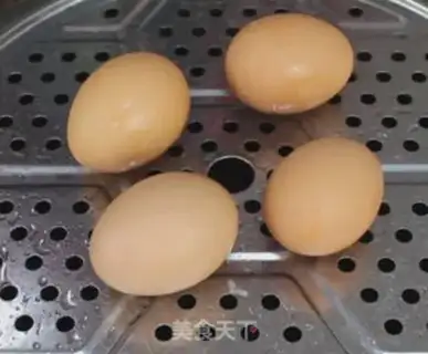 Make Garlic eggs step 0