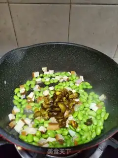 Make Scrambled and fried beans step 4