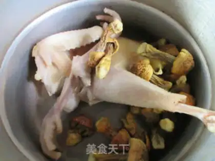 Make Qi-soon, hen soup step 3