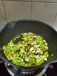 Make Scrambled and fried beans step 5