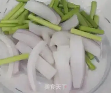 Make Dry potatoes step 1