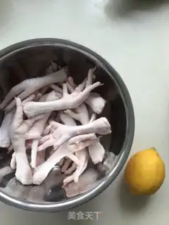 Make Lemon chicken claws step 1