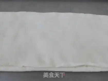 Make A pickle sesame onion roll step 3