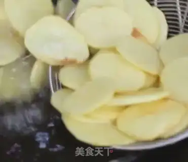 Make Dry potatoes step 4