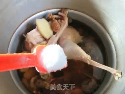 Make Qi-soon, hen soup step 7