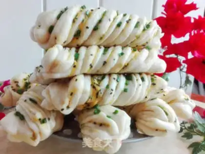 Make A pickle sesame onion roll step 6