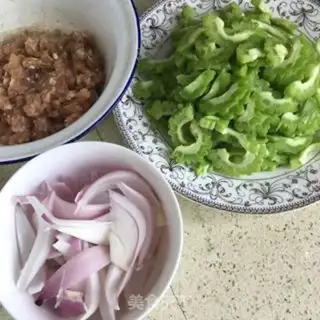Make The onions of meat step 0