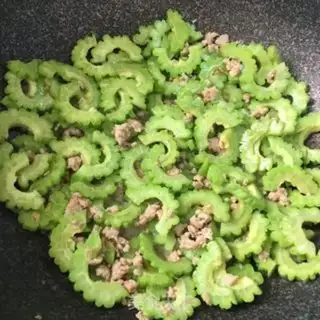 Make The onions of meat step 2