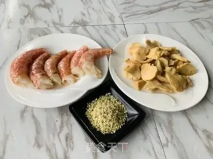 Make Pyramid mushrooms burning shrimp step 0