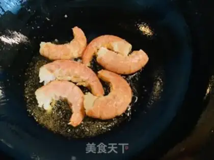 Make Pyramid mushrooms burning shrimp step 2