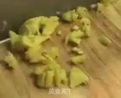 Make Suffering melon omelet soup step 2