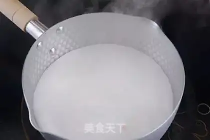 Make Homemade double-skinned milk step 0