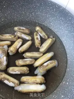 Make A cucumber with cucumber step 1