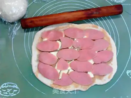 Make Peanut butter cheese, ham and yogurt roll step 15