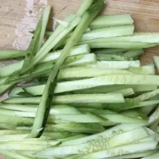 Make A cucumber with cucumber step 6
