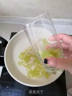 Make Grapes on milk step 2