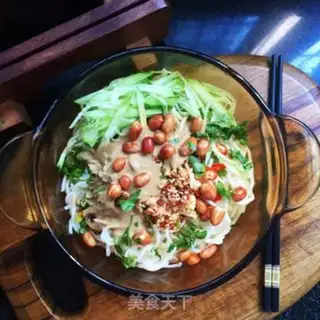 Make cucumber silk noodles step 10