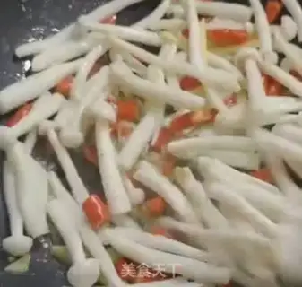 Make The broccoli with the white mushrooms step 3