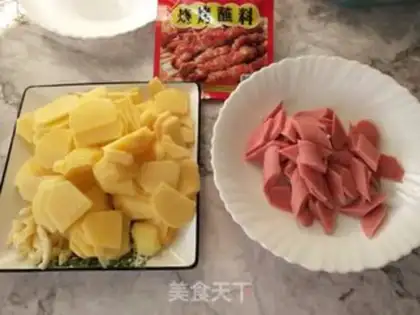 Make Roast potatoes, fried sausage step 1
