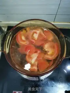 Make Tomato egg soup step 1