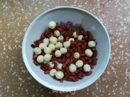 Make Red Bean Lotus Porridge step 0