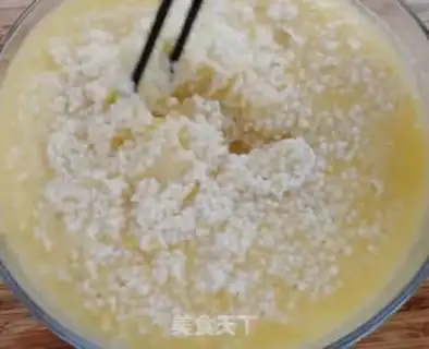 Make Pineapple rice step 2