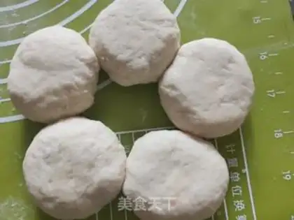 Make Bean roll bread step 7
