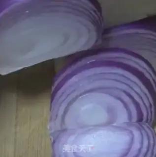 Make Onion sprouts step 1