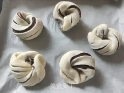 Make Bean roll bread step 18