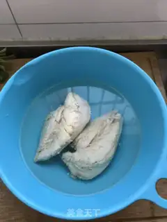 Make The cold hand tore the chicken step 2