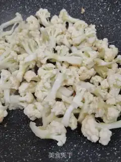 Make Garlic florist step 1