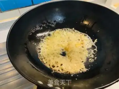 Make Pyramid, egg and silk step 2