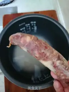 Make Champagne sausage sauce step 0