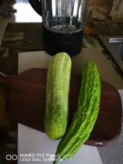 Make cucumber juice step 0