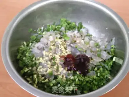 Make Pine-coloured pastry step 5