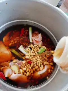 Make Soybeans for pork feet step 5